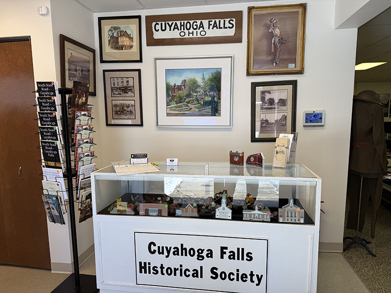 cuyahoga falls historical society entrance